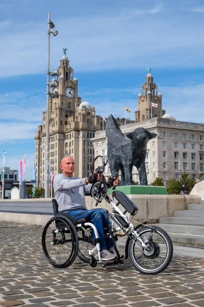 Handcycle hand-cycle